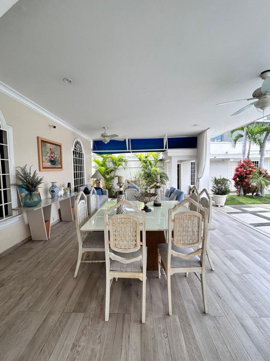 Hermosa Casa en Venta en La Urbanización Puerto Azul, Guayas — imagen 9