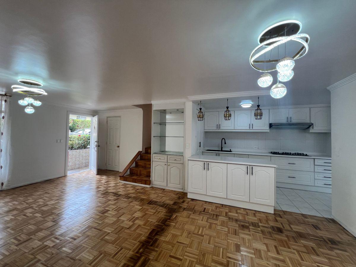 Casa en Venta con 4 Dorm. Jardin y Pérgola en Jardines de Carcelén. Provincia de Pichincha — imagen 9