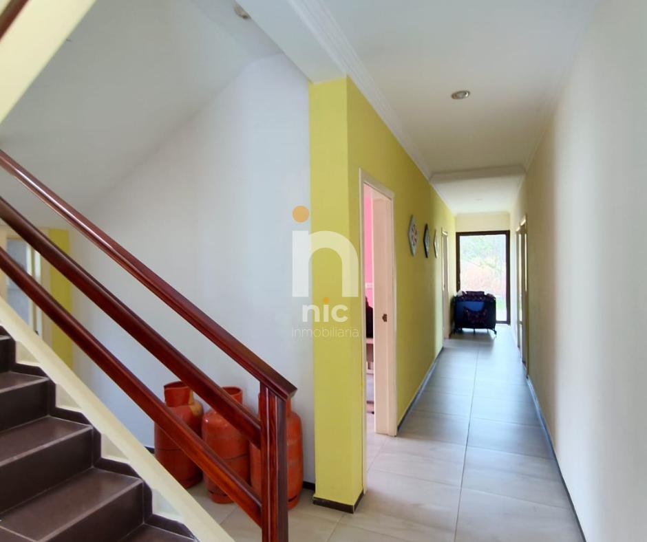 Casa Venta Yunguilla con Amplia Área Verdes, Azuay — imagen 3