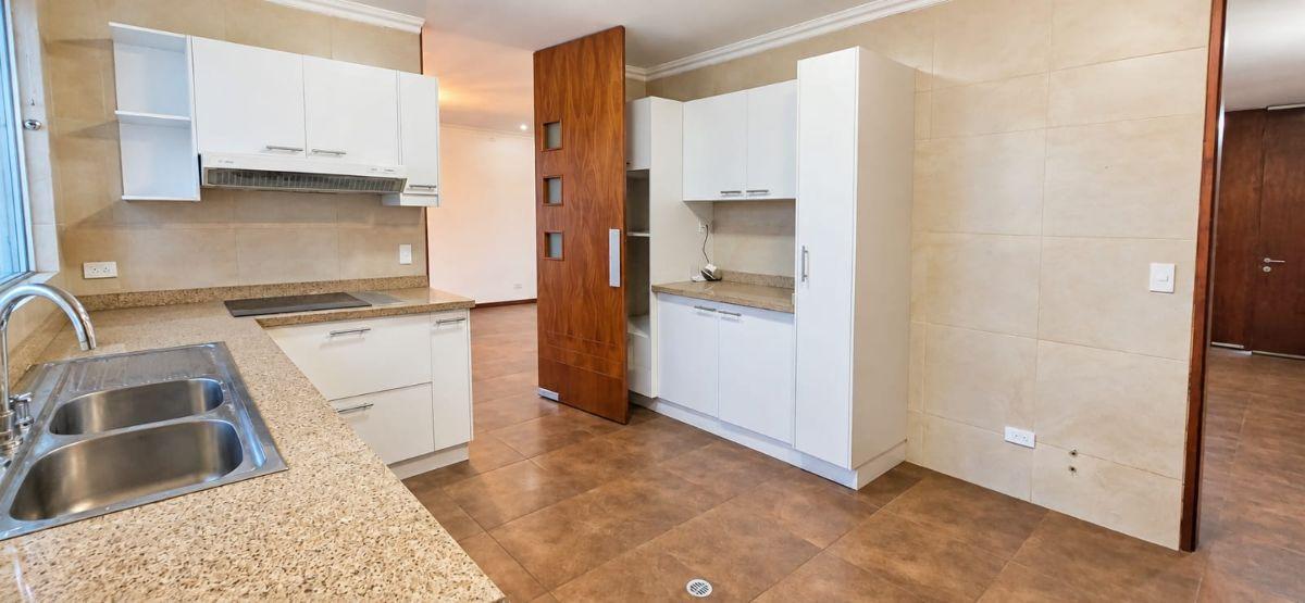 Venta de Casa 480 Mt 3 Dorm. Cumbaya — imagen 8