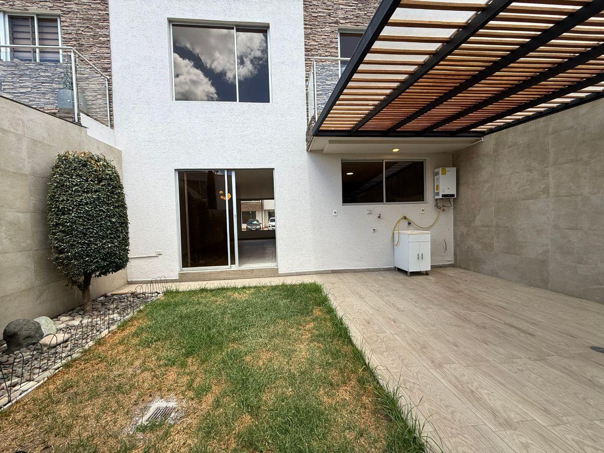 Los Chillos. Excelente Casa en Urbanización, La Joya Perfecta Para La Familia — imagen 7