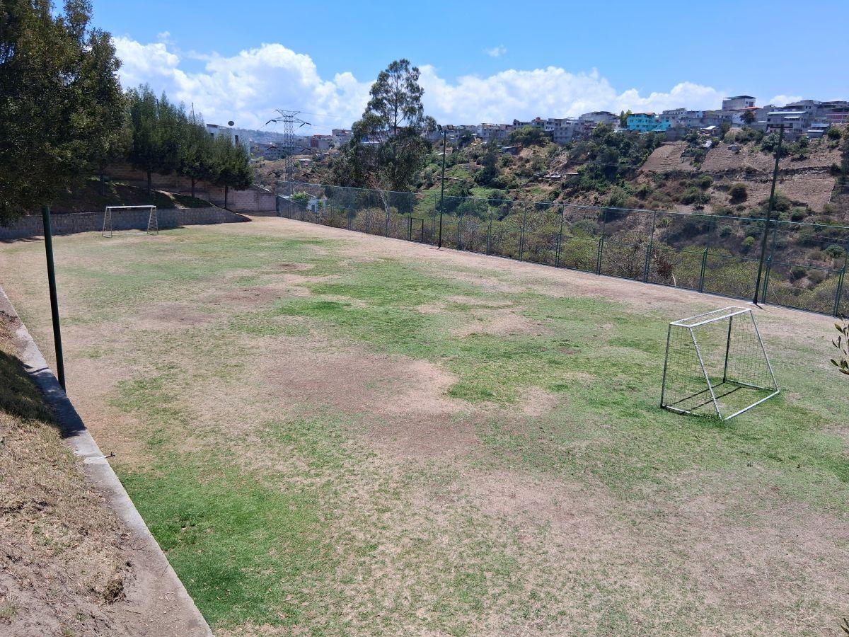 Vendo Casa Pusuqui 100 m² / 3d. Patio — imagen 5