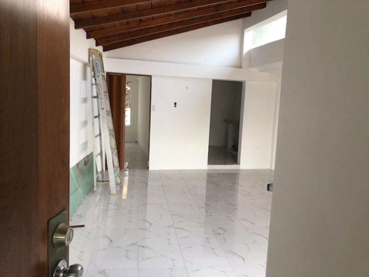 Vendo Casa con Piso Comercial Urdesa, Guayas — imagen 7