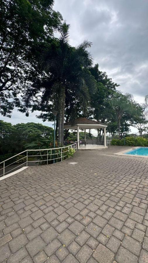 Terrenos en Urb. Privada, con Doble Garita - Urb. Porto Alegre, Guayas — imagen 3