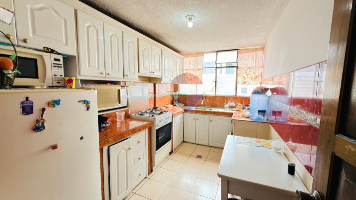 Casa en Venta en Ibarra - Rentera - 3 Departamentos, Imbabura — imagen 8