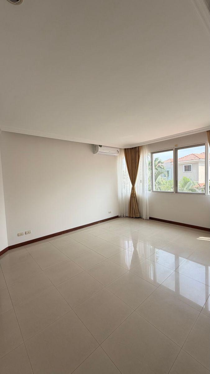 Casa en Venta Km. 8.5 Vía Samborondón, Guayas — imagen 4