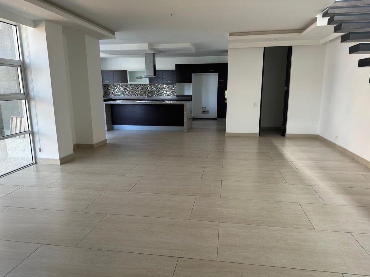 Venta Departamento Dúplex, 256 m Área Total, Cumbayá — imagen 10