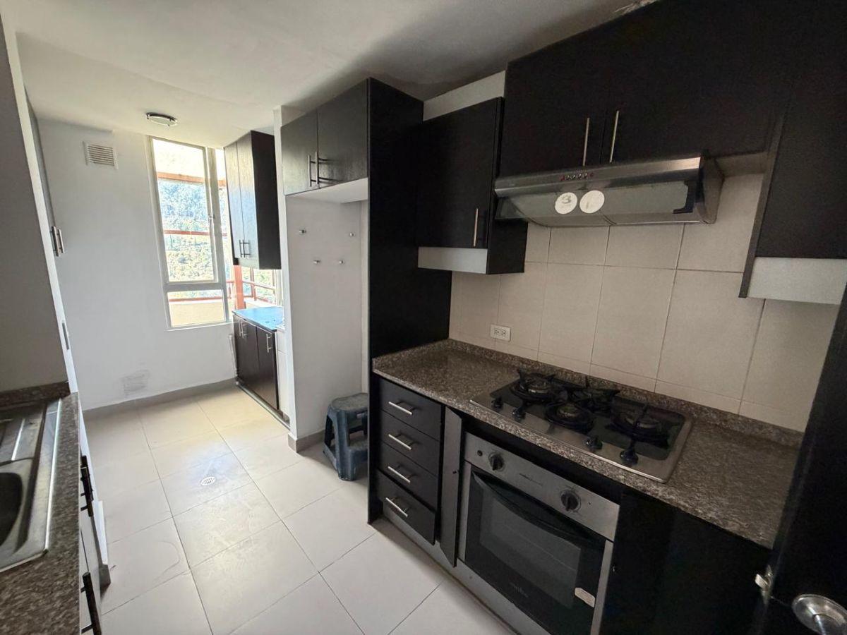 En Venta Depto de 3 Dorm. con Terraza en Lomas de Monteserrin — imagen 4