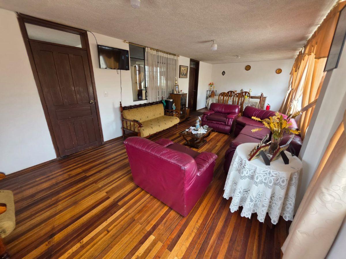 Casa en Venta con Proyección Comercial – El Loreto, Latacunga, Cotopaxi — imagen 10