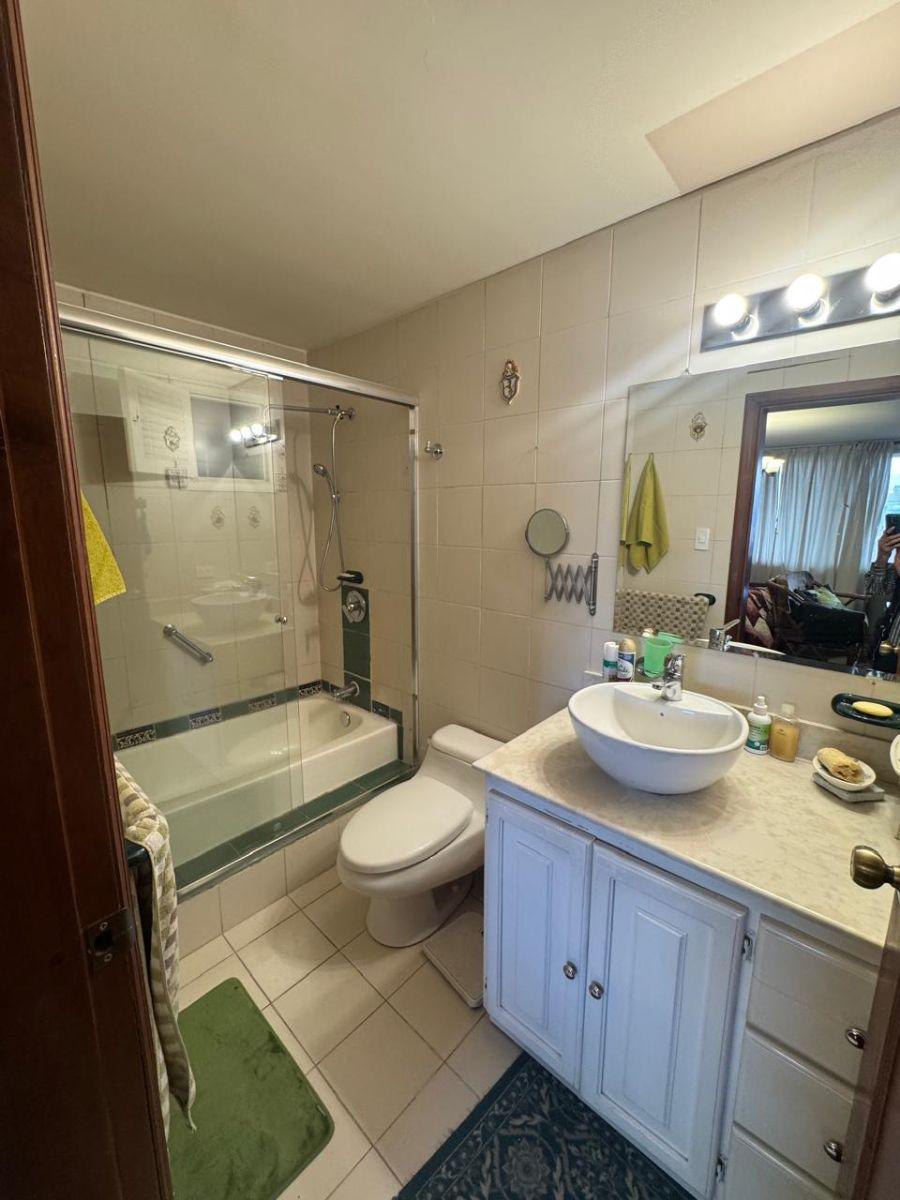 Departamento de Venta, González Suárez, 3 Dorm, 160 m² Amoblado, Vista Al Cotopaxi, $195.000 — imagen 3