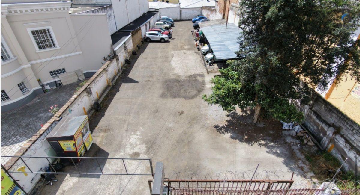 Terreno de Venta 892 m² Calle Diego de Almagro y Orellana, Ideal Para Constructoras. Provincia de Pichincha — imagen 3