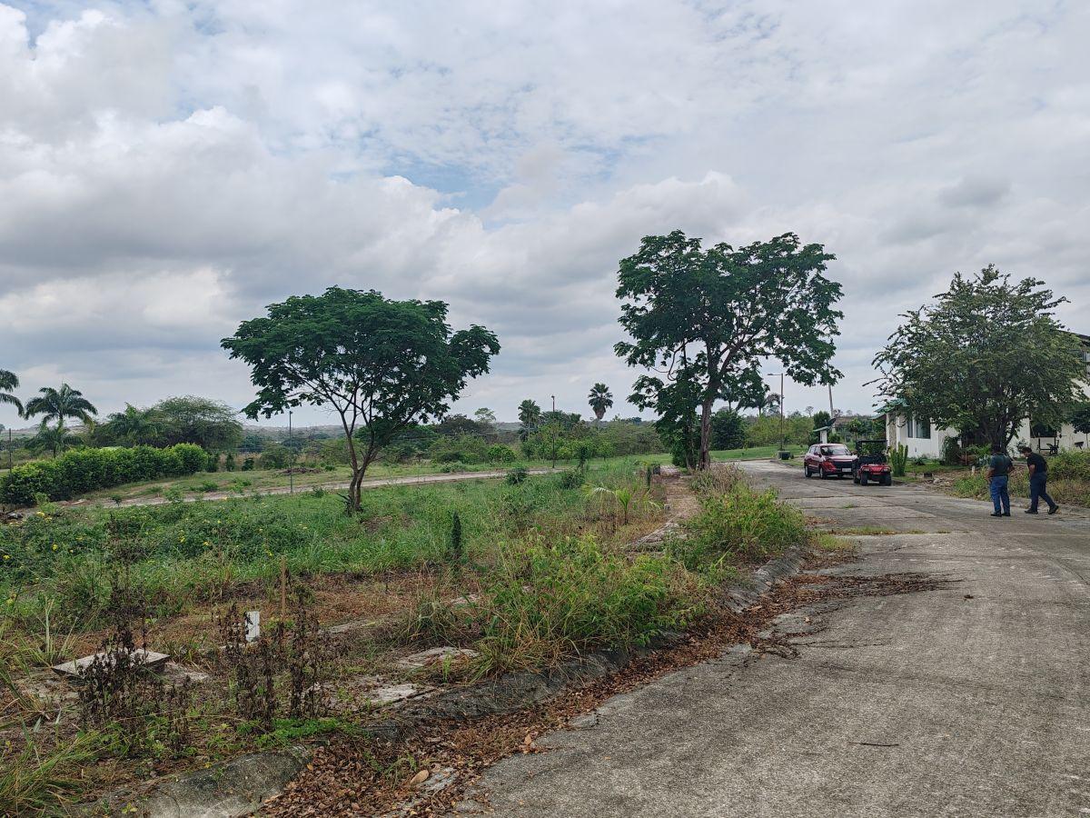 Terreno en Venta 852 m Km 35 Via a La Costa La Costa Club de Campo, Guayas — imagen 10