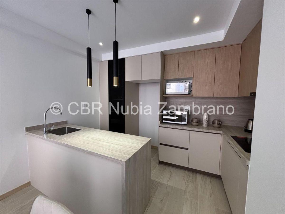 Departamento a Estrenar, 3d con Patio Privado, 2 Parqueaderos y Bodega, Quito Tenis — imagen 3