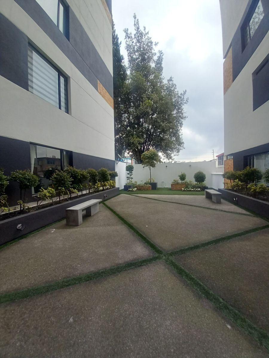 Departamento de Venta Sector America y Colon Universidad Central — imagen 4