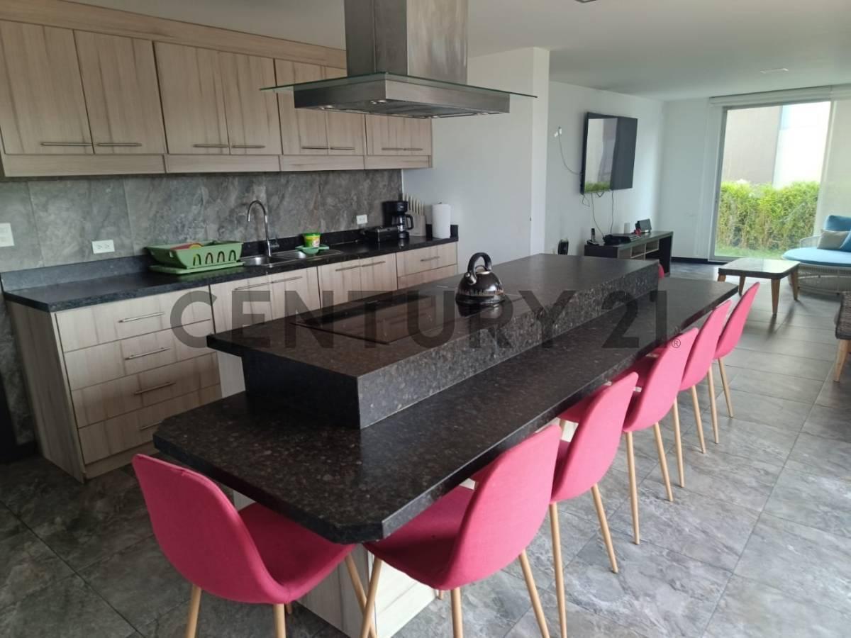 Se Vende Departamento de 4 Dorm. con Vista Espectacular en Cumbayá — imagen 5