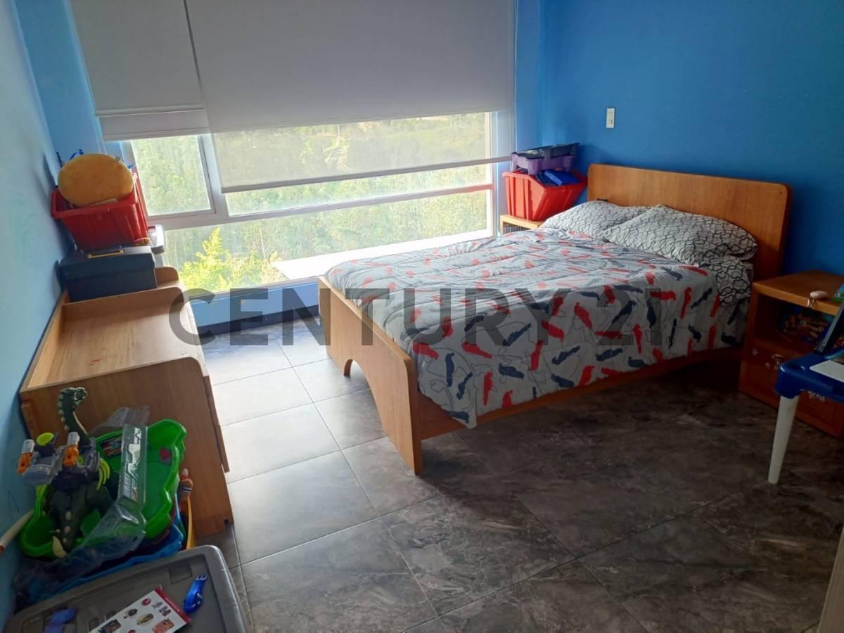 Se Vende Departamento de 4 Dorm. con Vista Espectacular en Cumbayá — imagen 4