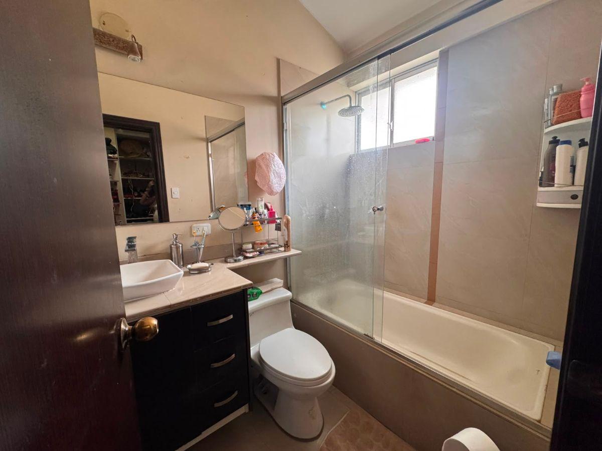 Casa de 254 m² con 4 Dorm. en Venta en Los Chillos — imagen 6