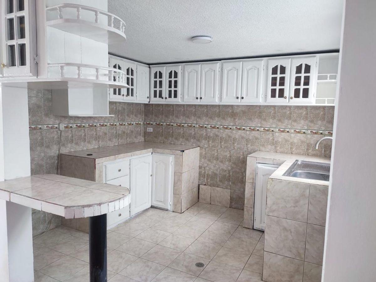 Casa en Venta Mitad del Mundo — imagen 4