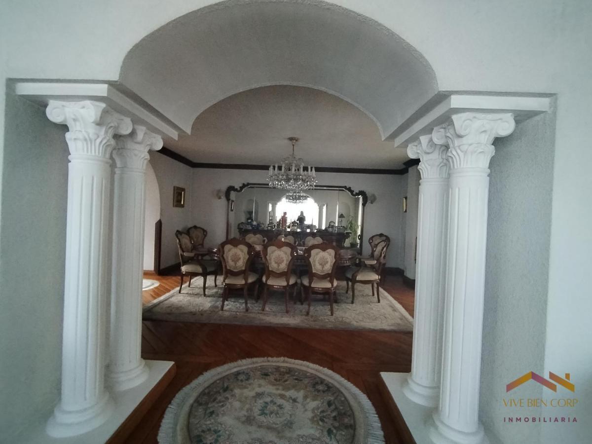 Casa Independiente en Venta con Sauna, Hidromasaje, Discoteca, Altillo Sector Brasil — imagen 9
