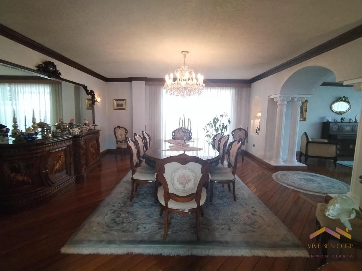 Casa Independiente en Venta con Sauna, Hidromasaje, Discoteca, Altillo Sector Brasil — imagen 8