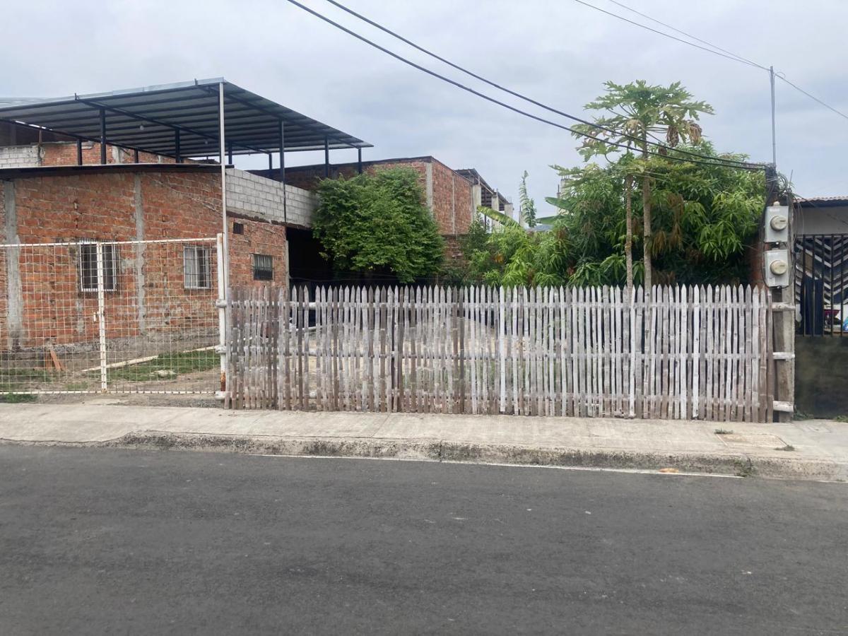 Terreno de 185 m² en Venta con Todos Los Servicios – Primero de Mayo, Portoviejo, Manabí — imagen 5