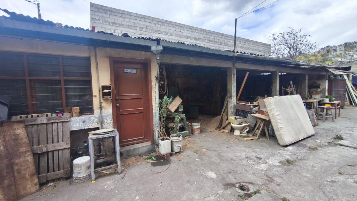 Oportunidad Quitumbe: Terreno Comercial 581 m² — imagen 3