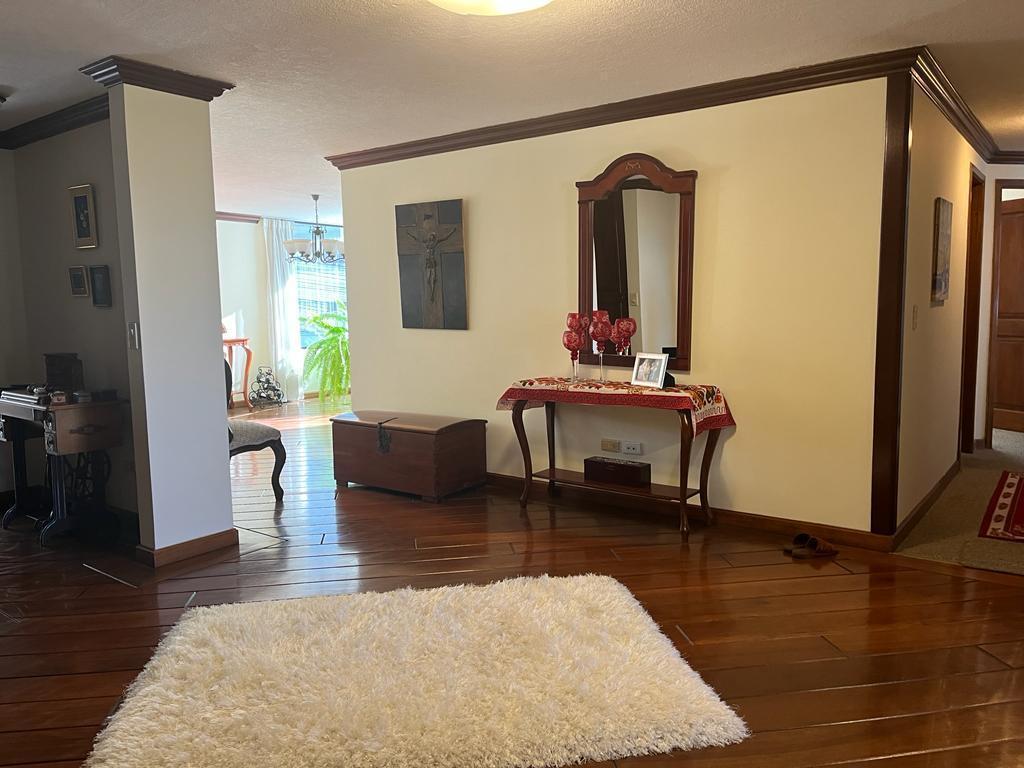 Departamento de Venta en La Quito Tenis, 313 m² — imagen 8
