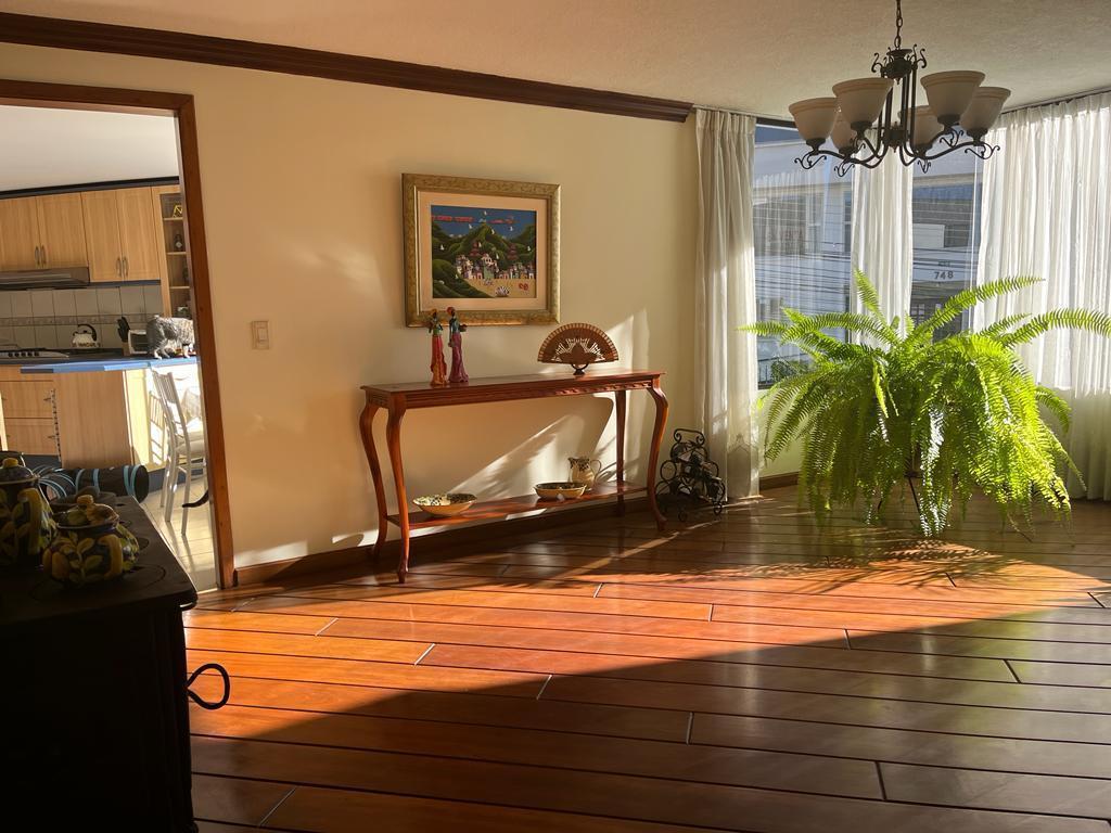 Departamento de Venta en La Quito Tenis, 313 m² — imagen 7