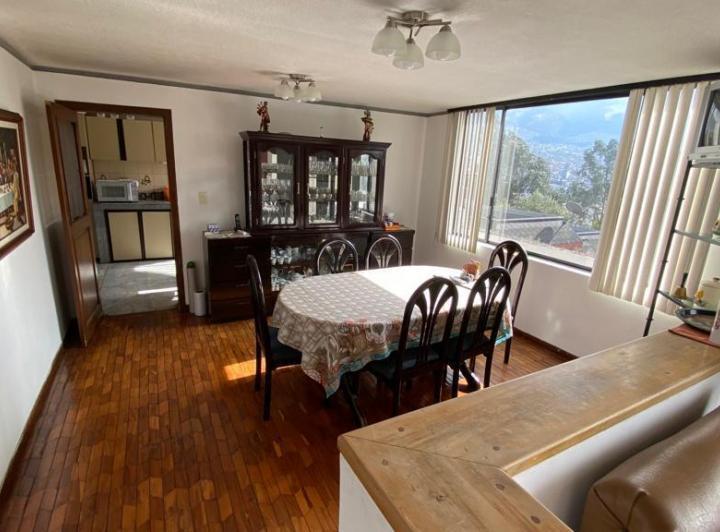 Venta Hermosa Casa de 5 Dorm. en Ponceano Alto Quito — imagen 9