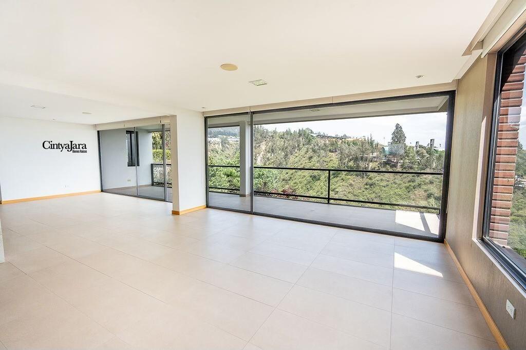 Departamento en Urbanizacion, Cumbayá, Venta, Espacioso 300 m² Internos — imagen 10