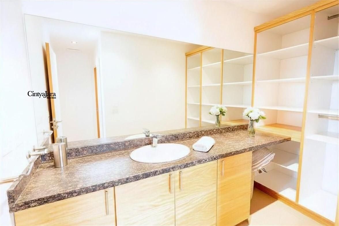 Departamento en Urbanizacion, Cumbayá, Venta, Espacioso 300 m² Internos — imagen 3