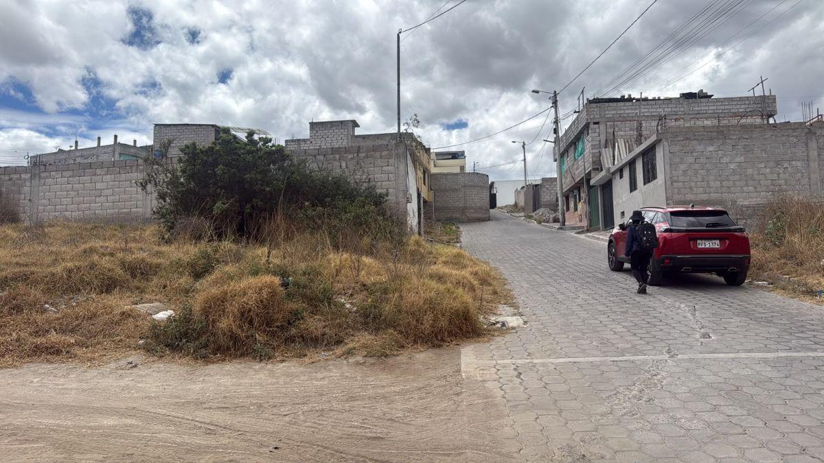 Vendo Terreno de 200 m en Calderon Cerca Al Parque San Jose de Moran — imagen 5