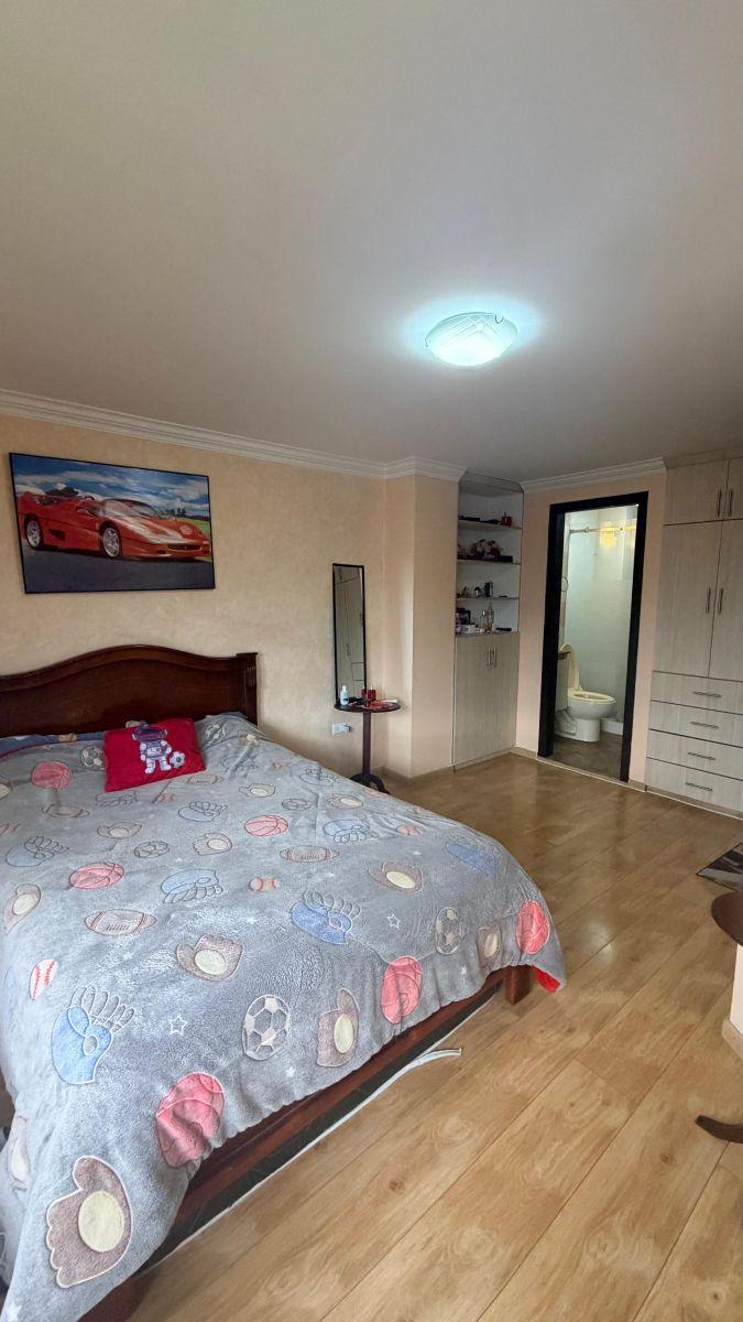 Depa 3 Dorm. a Pocos m de La Av Monseñor L. y Lizarzaburo, Chimborazo — imagen 9