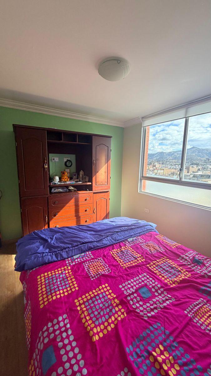 Depa 3 Dorm. a Pocos m de La Av Monseñor L. y Lizarzaburo, Chimborazo — imagen 7
