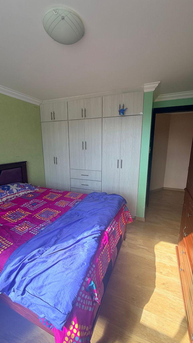 Depa 3 Dorm. a Pocos m de La Av Monseñor L. y Lizarzaburo, Chimborazo — imagen 6