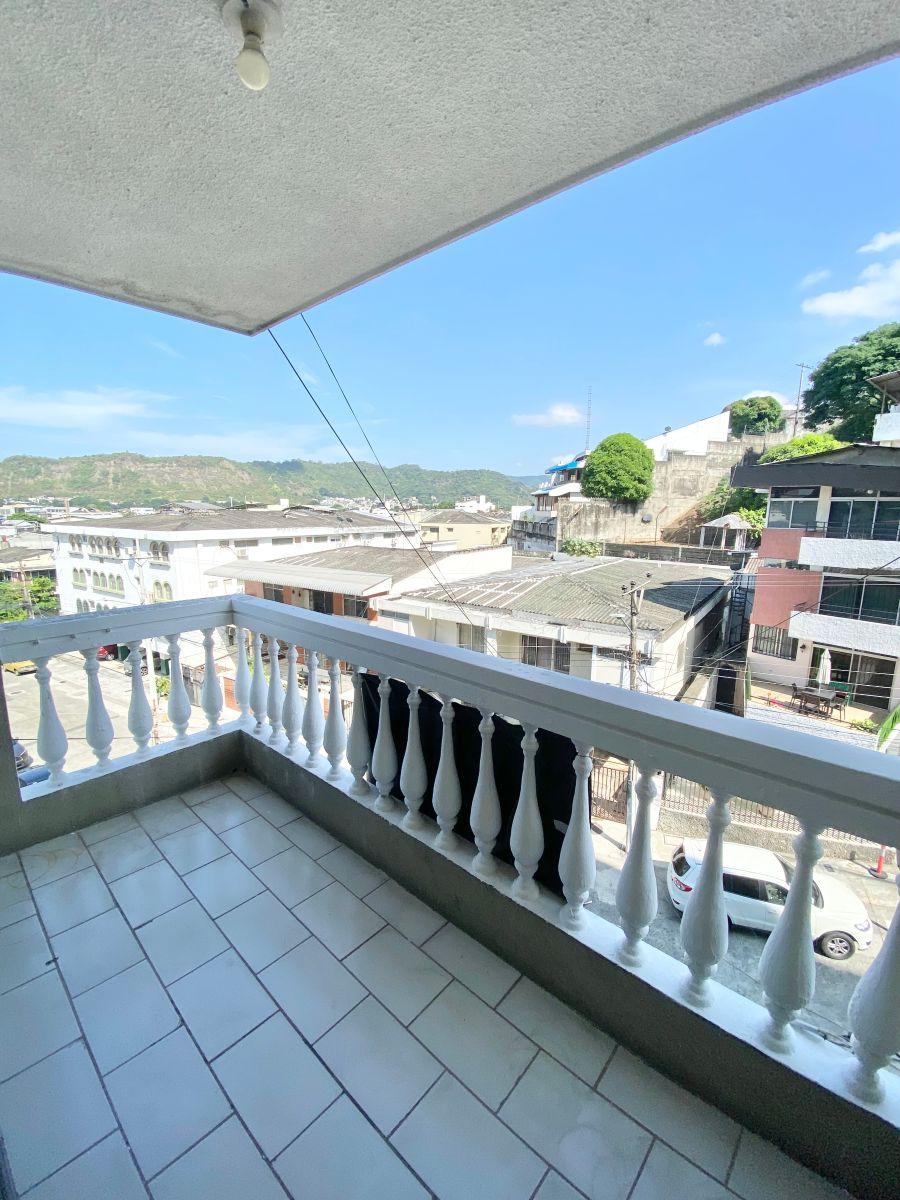 Departamento de 97 m² con 3 Dorm. en Venta en Area Cerrada de Urdesa, Guayas — imagen 7