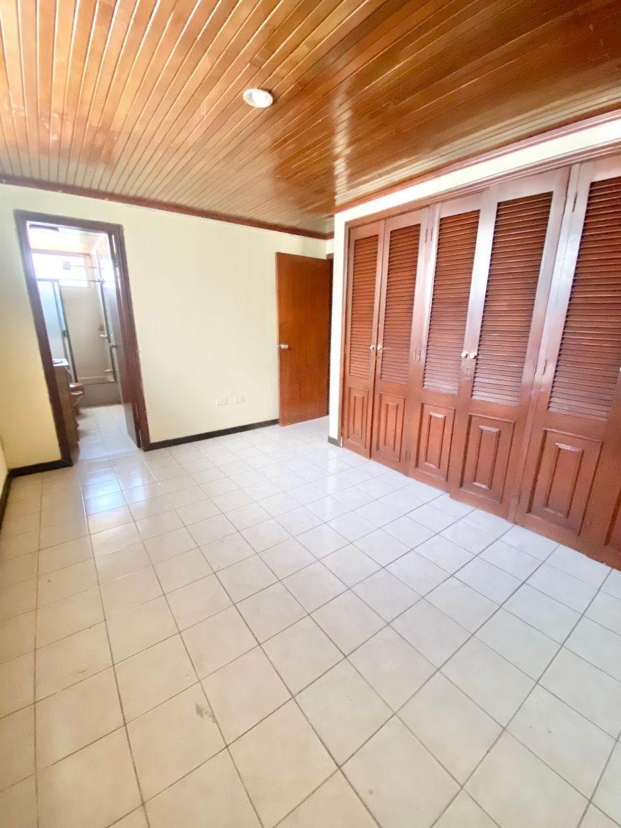 Departamento de 97 m² con 3 Dorm. en Venta en Area Cerrada de Urdesa, Guayas — imagen 3