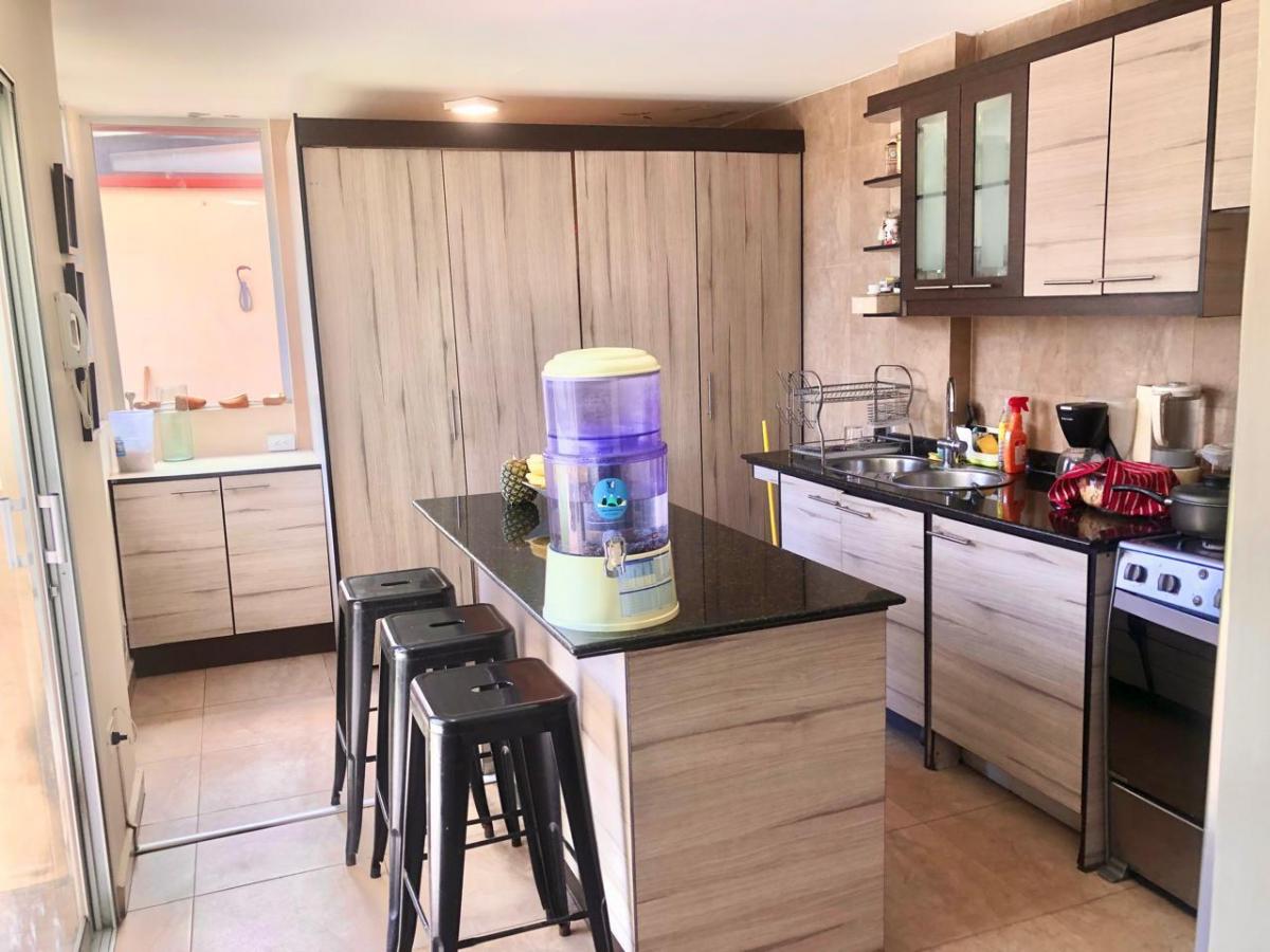 Hermosa Casa de Venta en Conjunto Privado Cumbaya — imagen 6