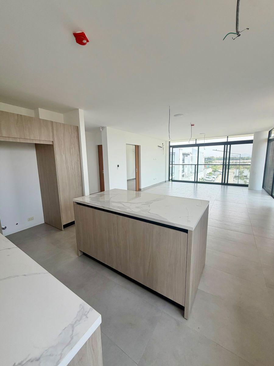 Por Estrenar en Isla Mocoli. Icon Bay Departamento de 3 Dorm., Guayas — imagen 9