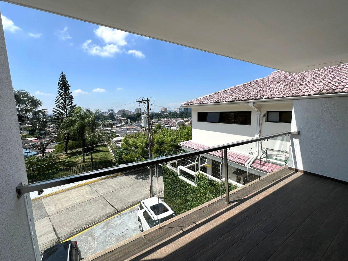 Departamento en Venta | Portón de Las Lomas – Lomas de Urdesa! Mons Garcia, Guayas — imagen 10