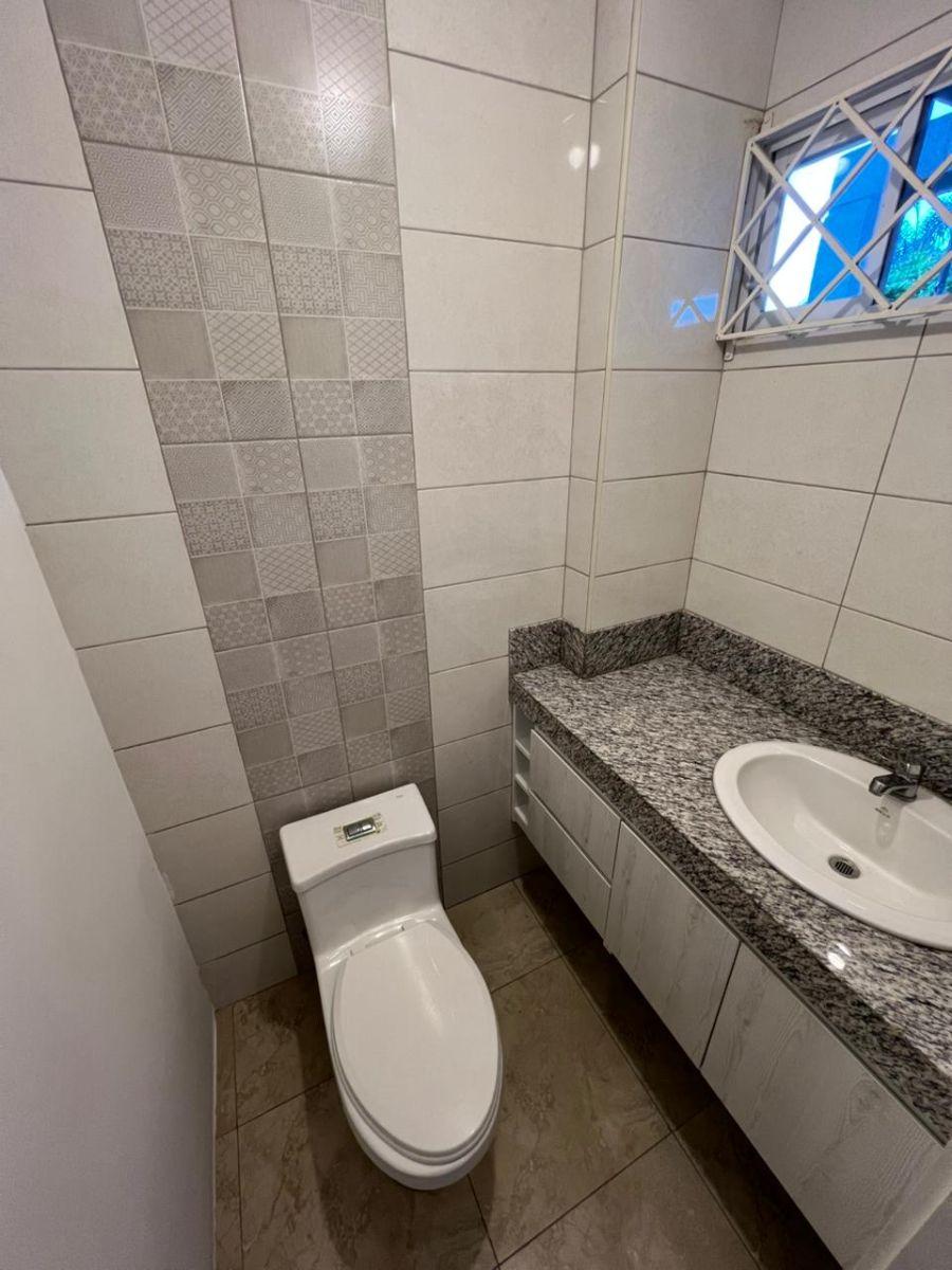 Casa en Venta, Urb. Casa Laguna con 128 m² de Terreno y 3 Habitaciones! La Aurora Mons García, Guayas — imagen 8
