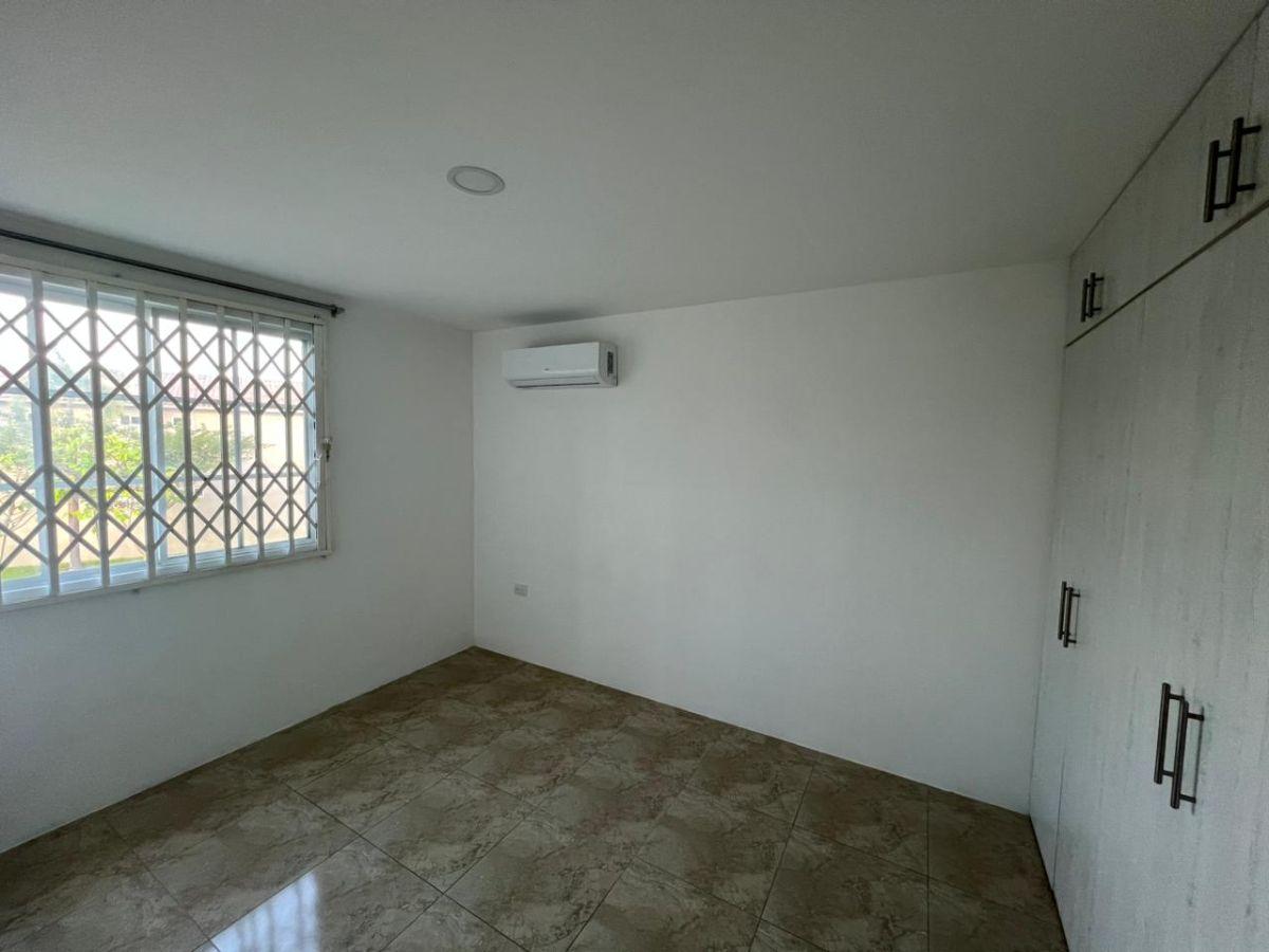 Casa en Venta, Urb. Casa Laguna con 128 m² de Terreno y 3 Habitaciones! La Aurora Mons García, Guayas — imagen 4