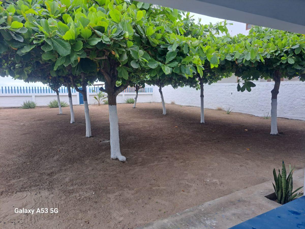 Hermosa Casa de 1080 m² con 4 Habitaciones en Venta Frente Al Mar, Manabí — imagen 4