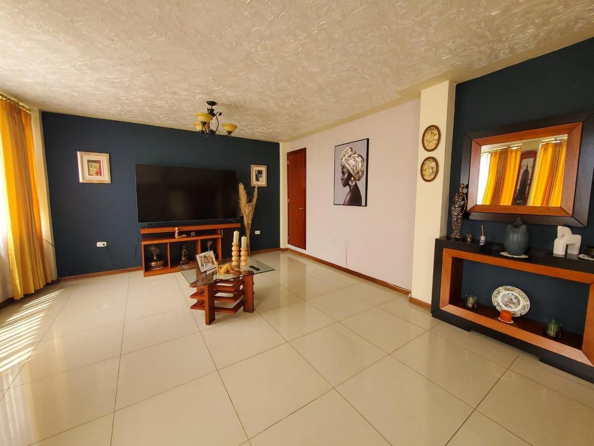 Casa Rentera en Venta con Local Comercial Sur de Quito Mena 2 — imagen 7