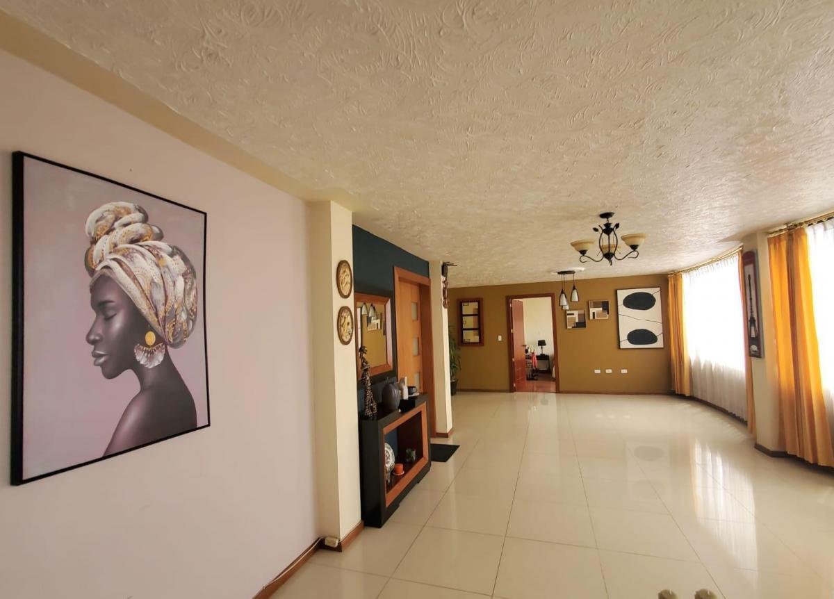 Casa Rentera en Venta con Local Comercial Sur de Quito Mena 2 — imagen 4