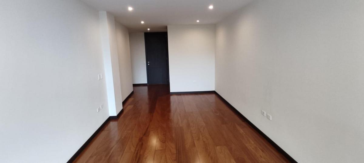 Hm/ Lomas de Monteserrín, Departamento de 123 m² Mas Patio en Venta 165.000 Usd — imagen 8