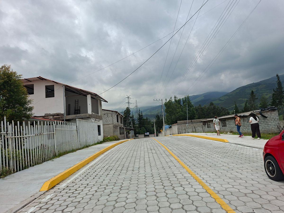 Terreno 1000 m² Pifo El Inga Alto Servicios y Clima de Quinta - $40000 — imagen 6