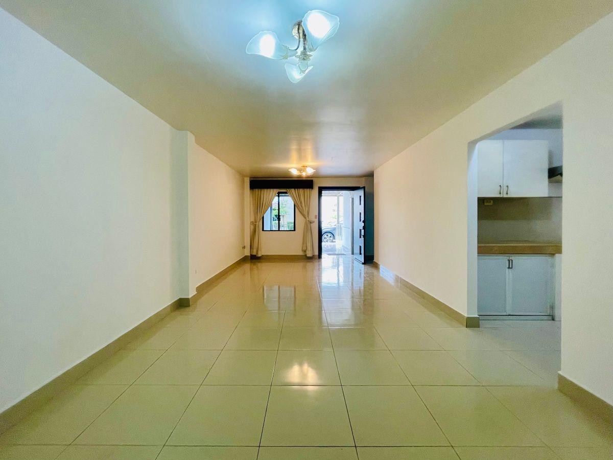 En Venta: Casa de 1 Planta y 3 Dorm. Et. aura, Urb. Villa Club, Guayas — imagen 9