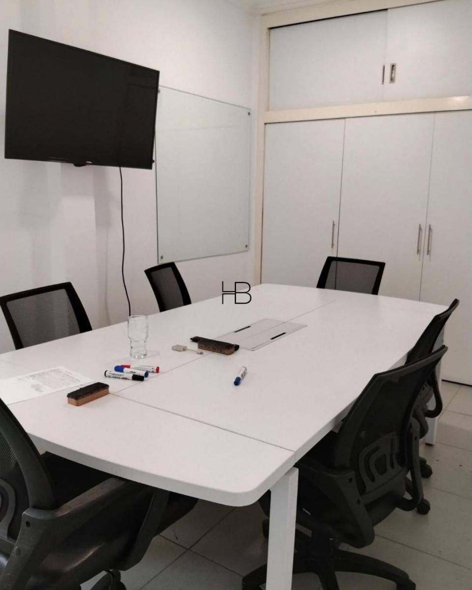 Se Vende Propiedad Comercial de 2 Plantas Remodelada en Urdesa Central, Guayas — imagen 10