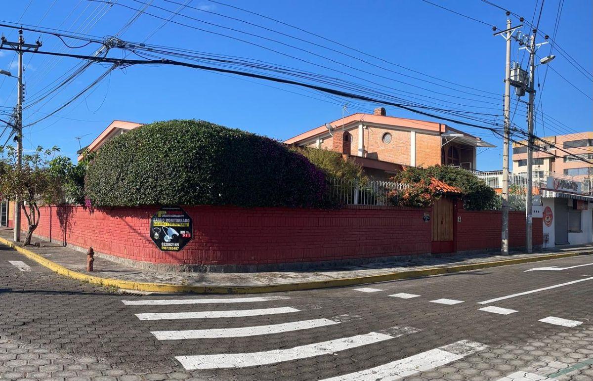 Casa de 700 m² con 5 Dorm. en Venta en El Triángulo — imagen 10
